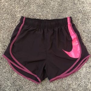 Nike Dry Shorts Women's Swoosh Purple Pink